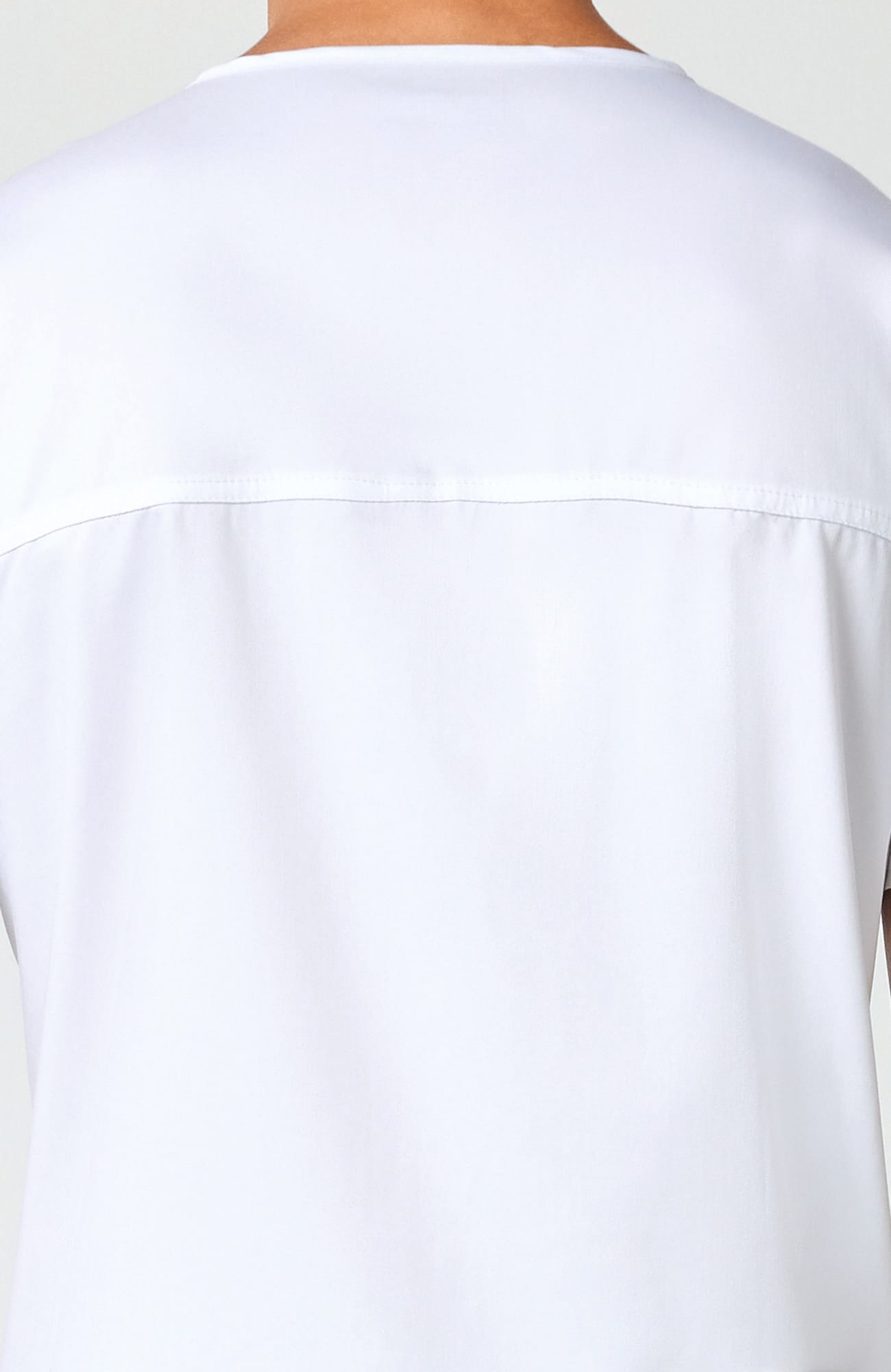 Camiseta cuello pico hombre - Imagen 2