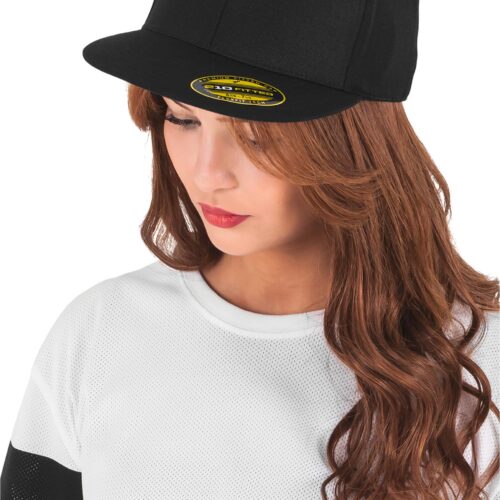 Gorra Premium 210 Fitted